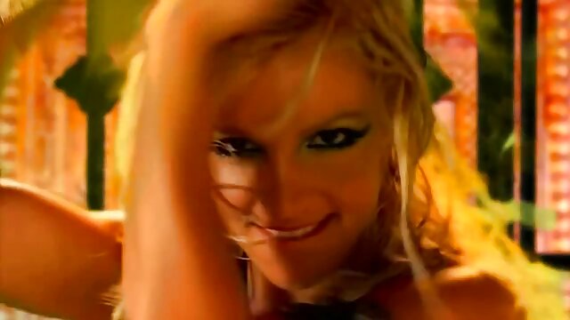 Favorit :  Så smuk blond kone bliver taget i bad og gør det sjovt dansk porno video af en begærlig mand, nyd det Porno videoer 