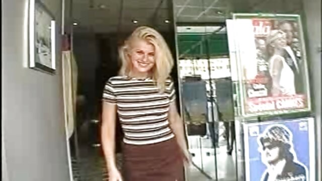 Fantastisk :  Moden blondine kneppet sex dansk video doggystyle Videoer 